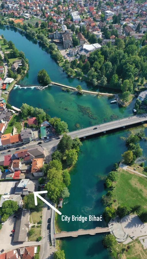 City Bridge Guest House Бихач Экстерьер фото