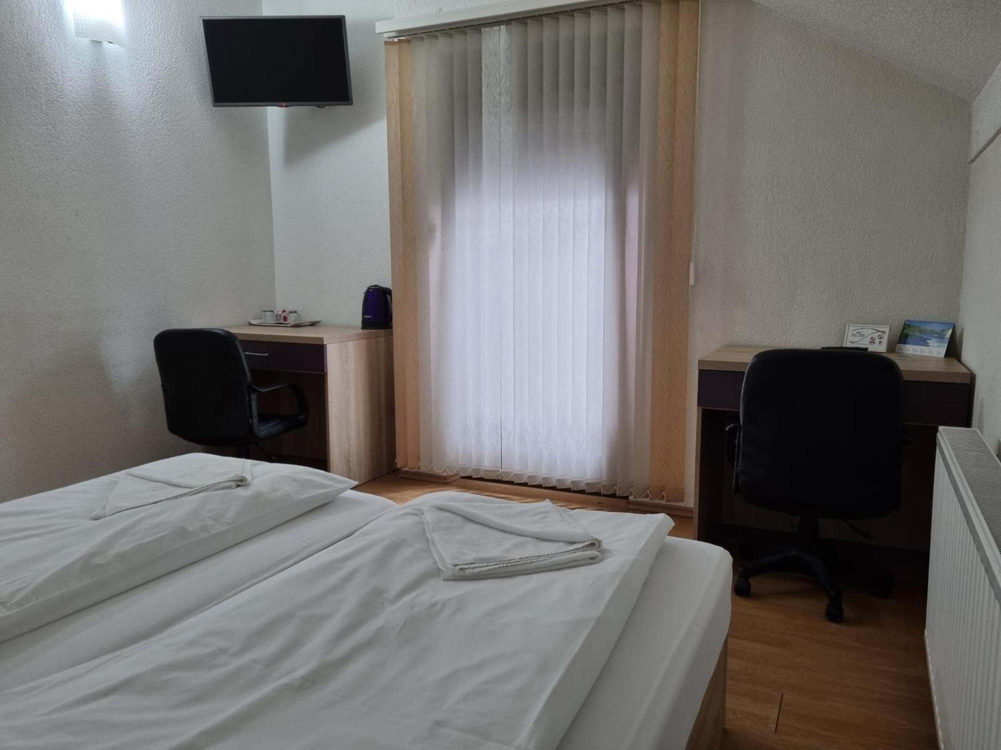 City Bridge Guest House Бихач Номер фото