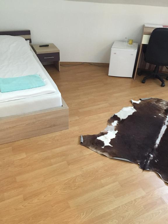 City Bridge Guest House Бихач Экстерьер фото