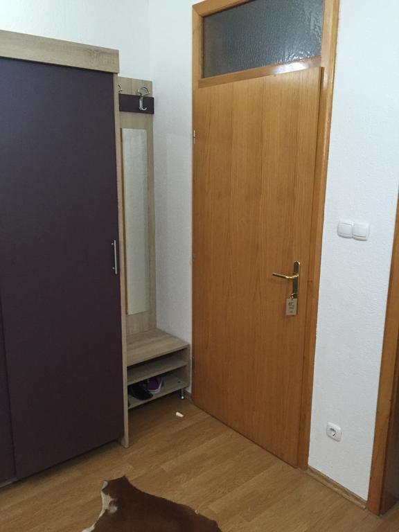 City Bridge Guest House Бихач Экстерьер фото