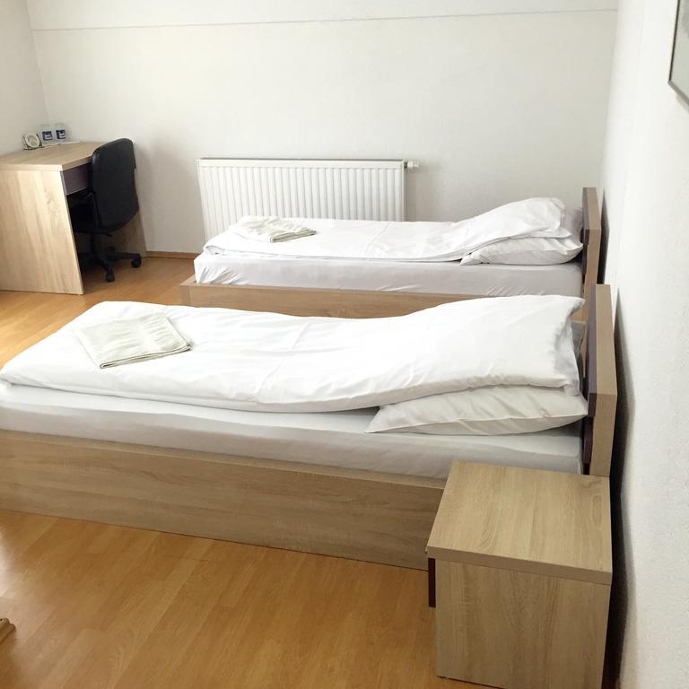 City Bridge Guest House Бихач Экстерьер фото